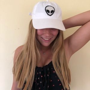 Brandy Melville Hat